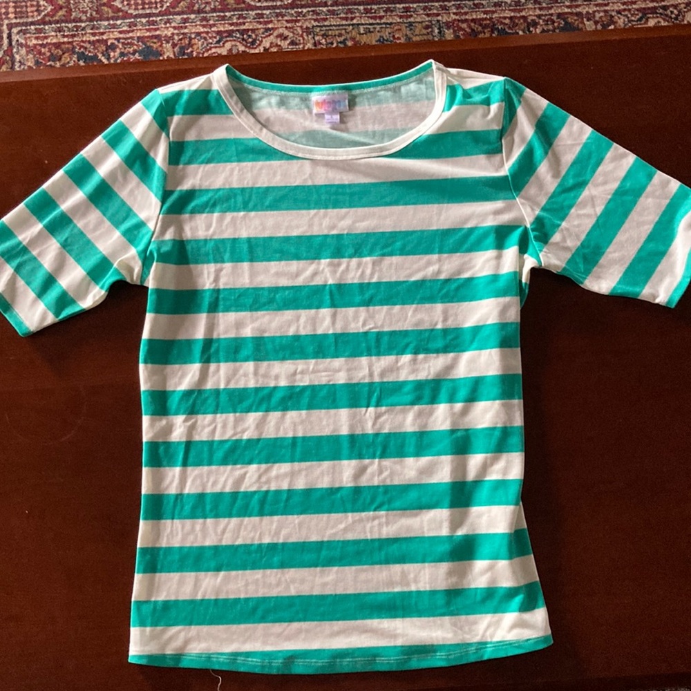 LuLaRoe top Large L aqua & off white striped